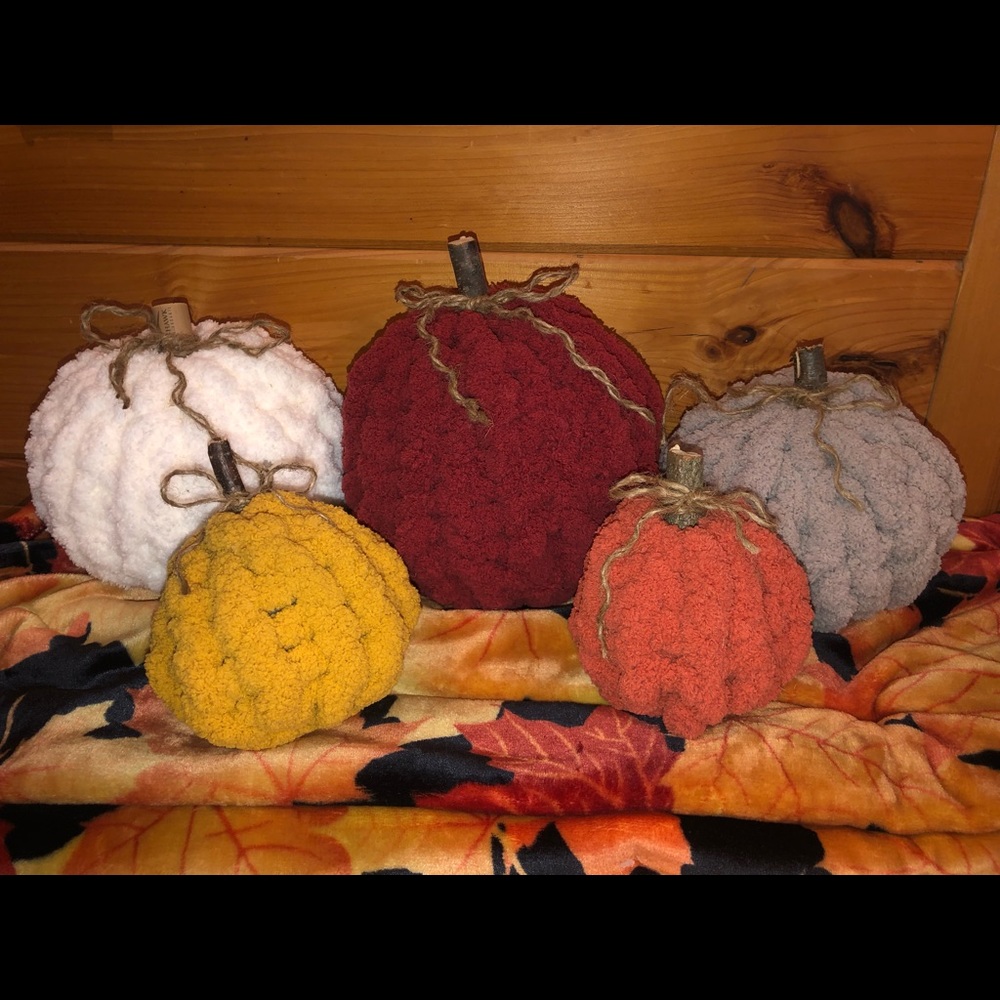 Chunky Knit Pumpkins